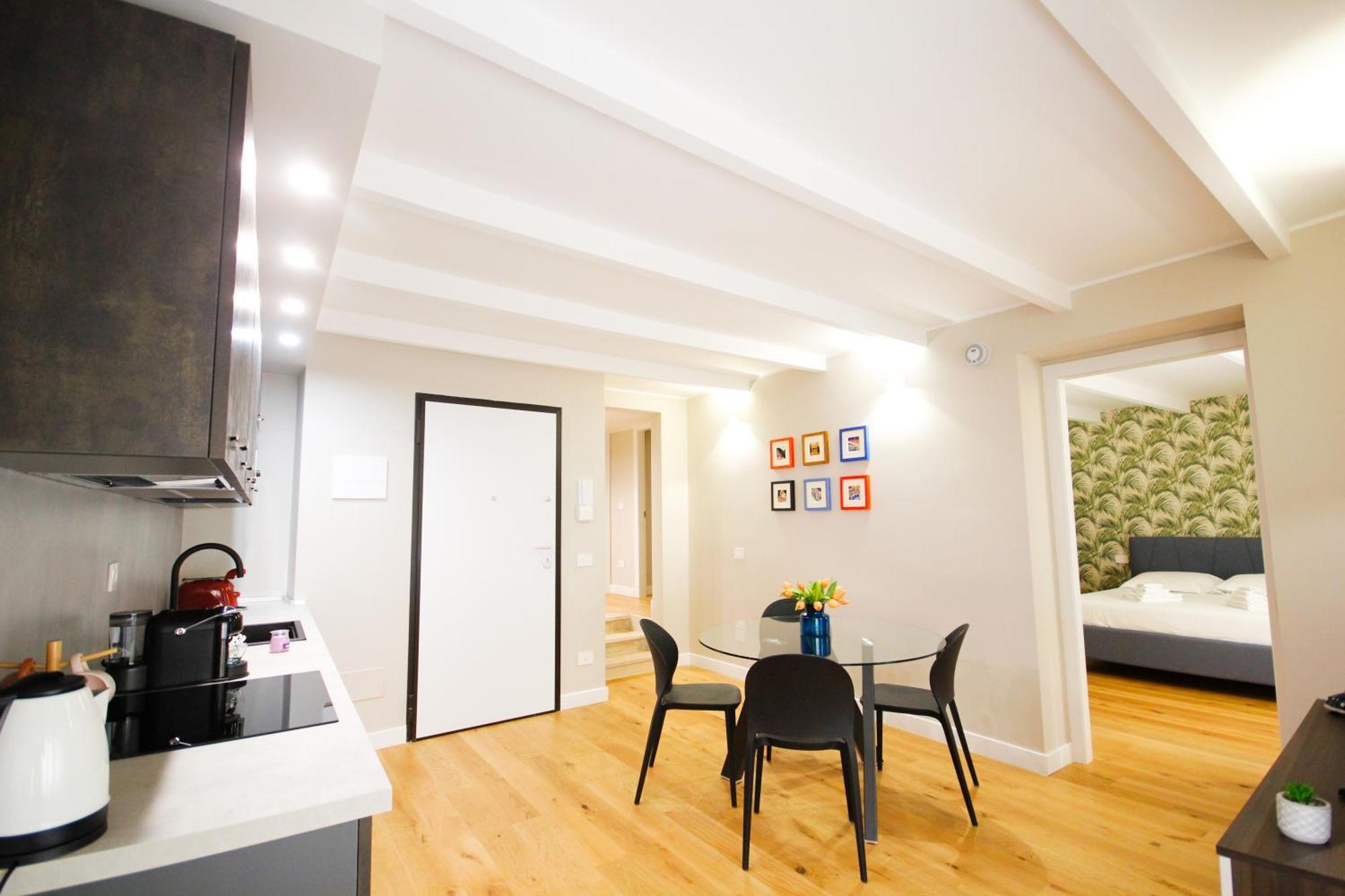Montebello Apartment *