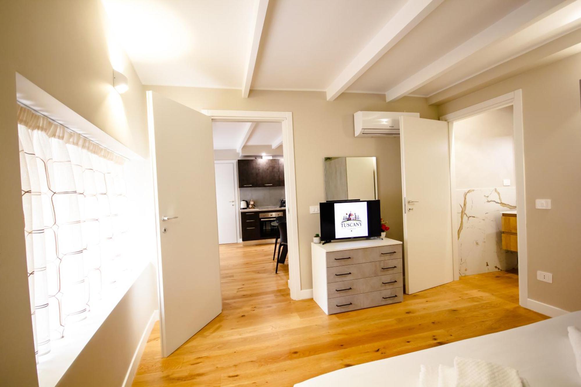 Apartment Montebello Florence