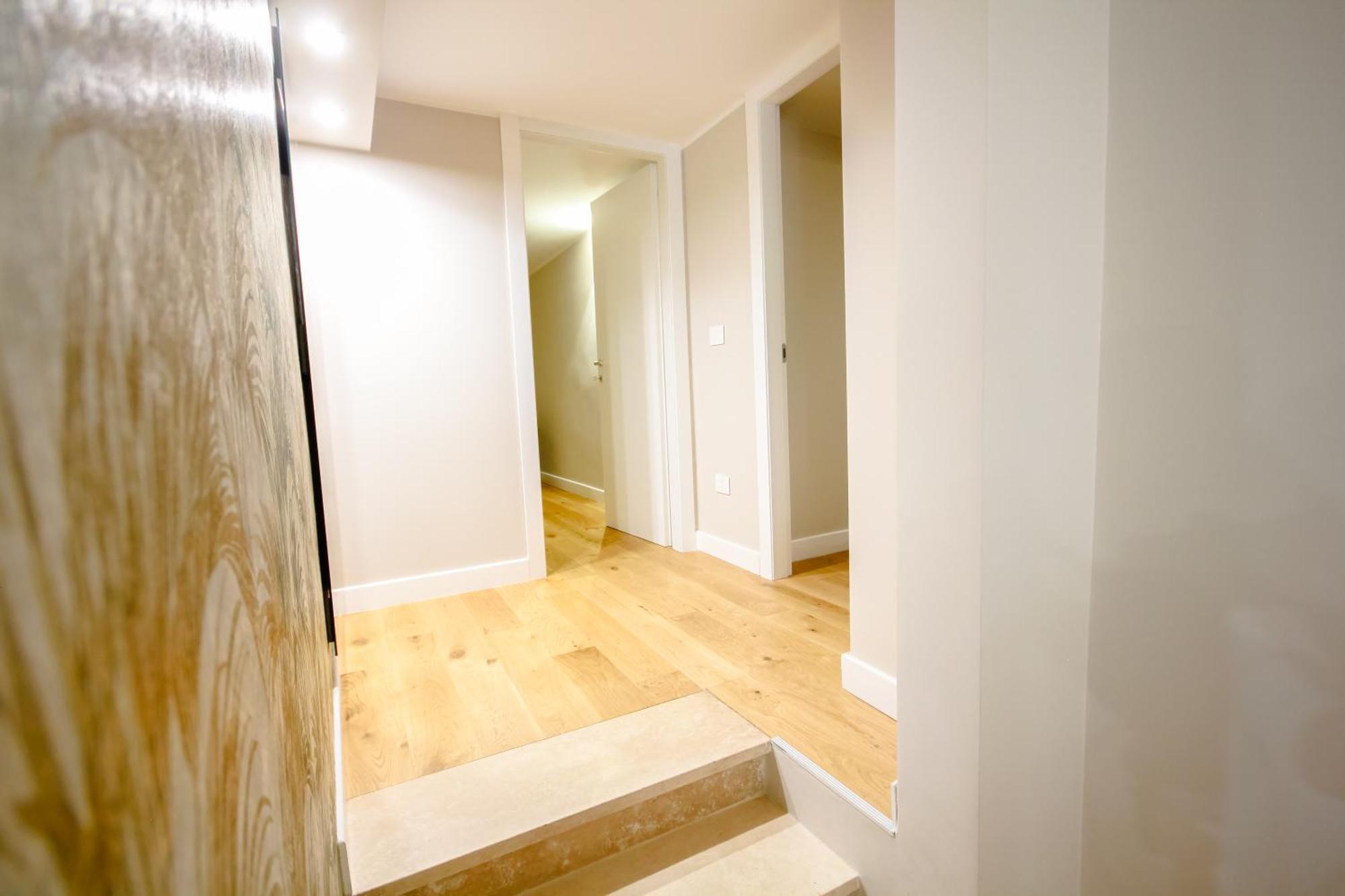 Montebello Apartment *